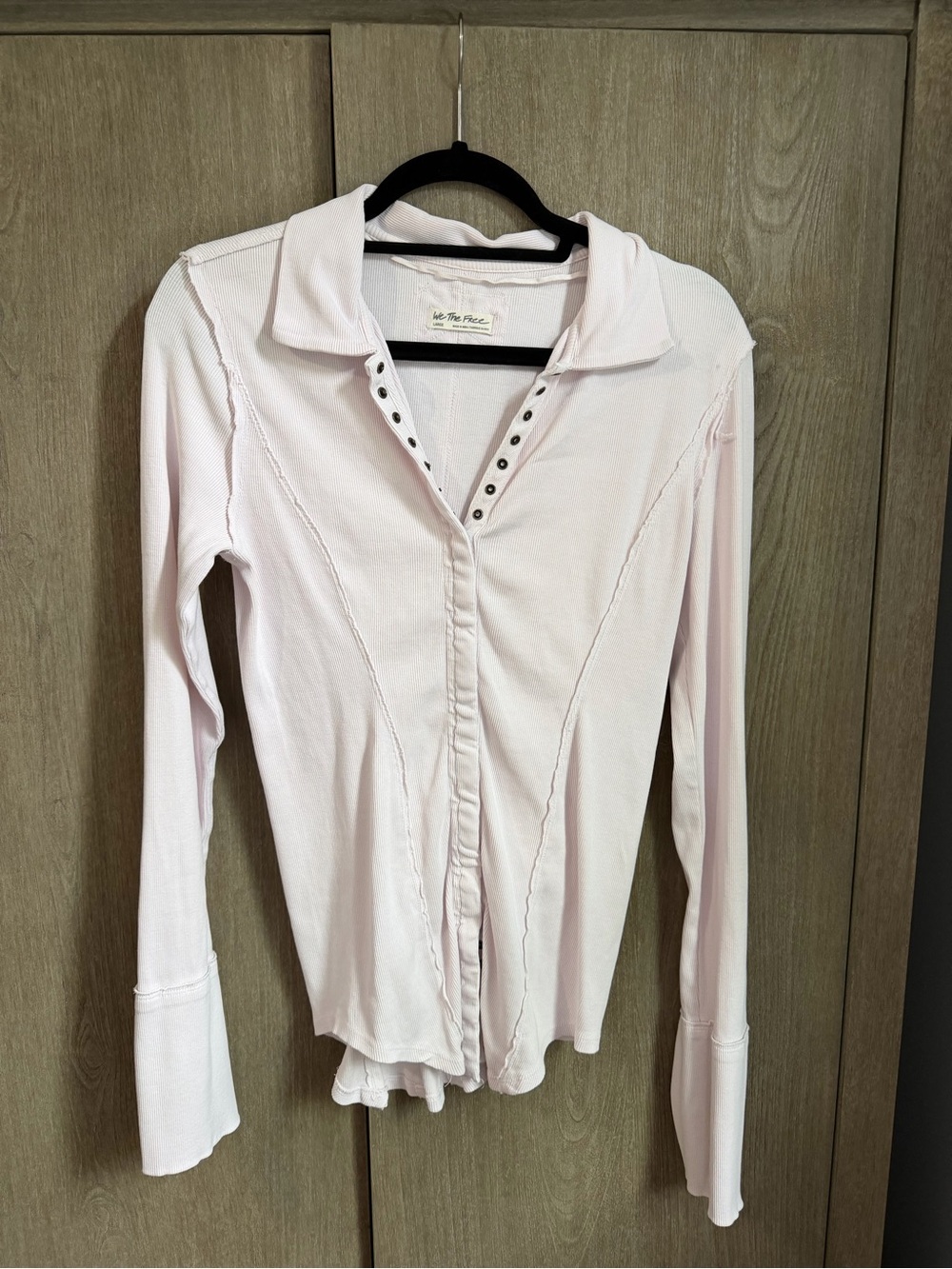 Free People Soft Pink Long-Sleeve Collared Top with Snap Placket Large